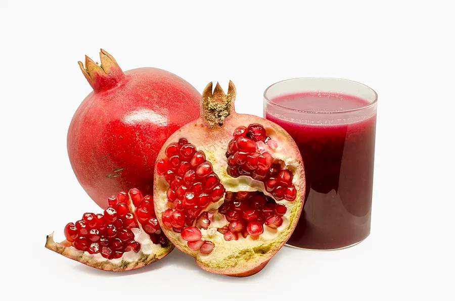 רימון (Punica granatum)